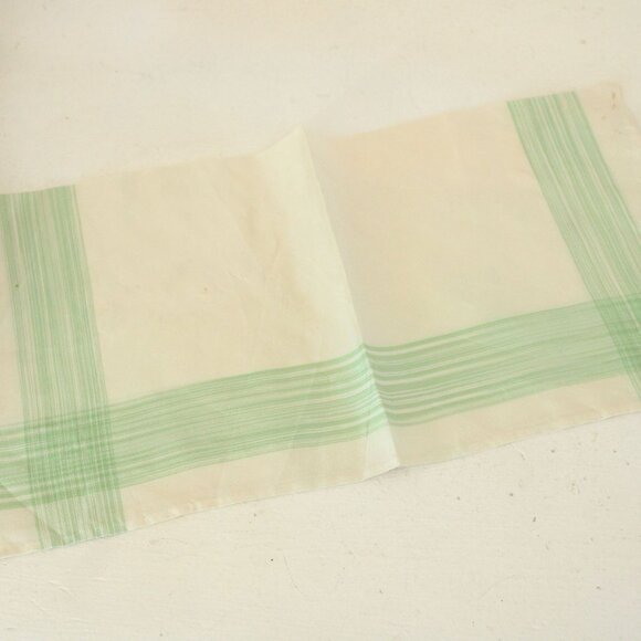 Vintage 1950s Handkerchief, Cream with Green Striped Border - Picture 4 of 10